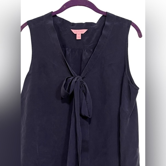 Lilly Pulitzer Raleigh navy blue 100% silk button down tank top with neck tie - Picture 4 of 11